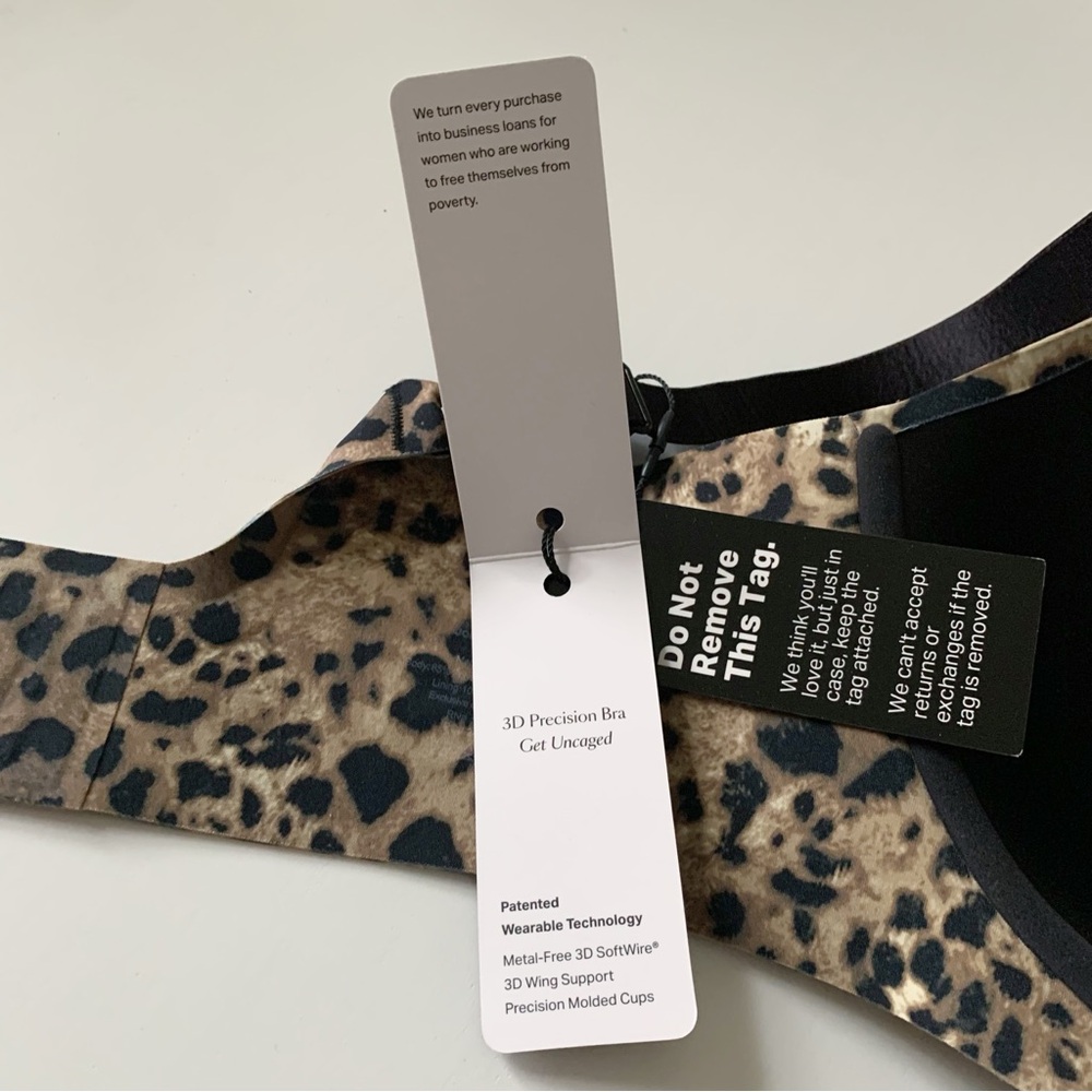 EBY 3D Precision Leopard Print Bra size Small DD - Picture 6 of 6
